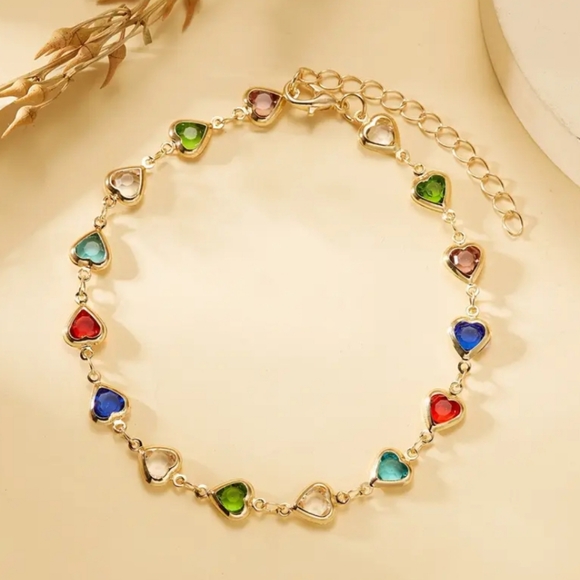 Crystal Heart Gold Bracelet - Picture 7 of 7